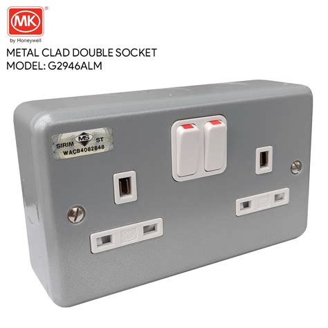 metal clad double sockets